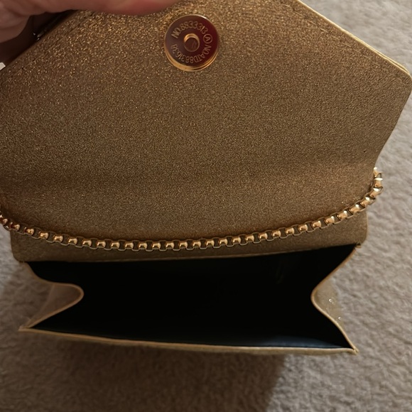 Gold sparkle purse - Picture 2 of 2